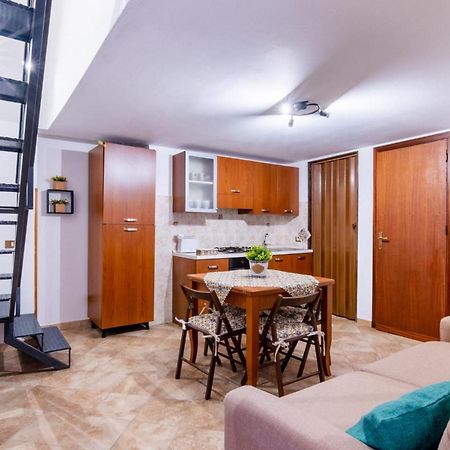 פלרמו Malu Holiday Apartment - Cattedrale מראה חיצוני תמונה